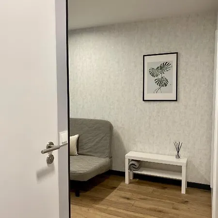 Apartman Enes Legnicka Street B