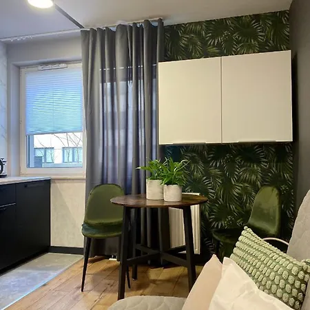 Apartman Enes Legnicka Street B