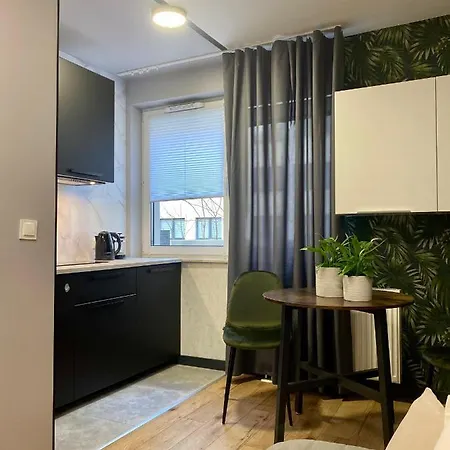 Enes Legnicka Street B Apartman Wrocław