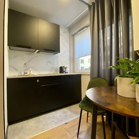 Enes Legnicka Street B Apartman Wrocław